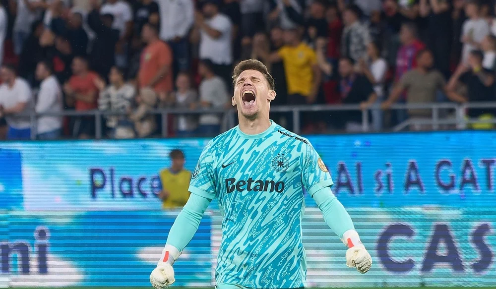 Universitatea Craiova a demarat discuțiile pentru transferul lui Ștefan Târnovanu. Mihai Rotaru confirmă interesul