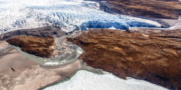 Gheaţă care se topeşte în apropiere de Kangerlussuaq Groenlanda FOTO SHUTTERSTOCK