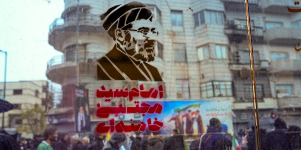 Grafitti cu noul lider suprem iranian  Teheran FOTO profimedia jpg