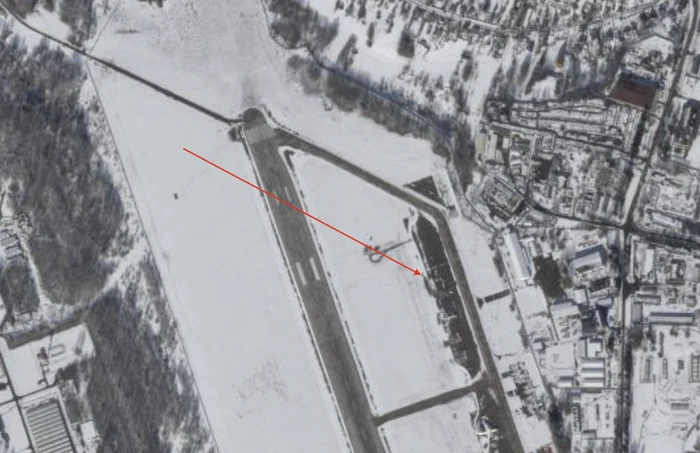 Traiectoria dronei care a aterizat pe avionul-spion FOTO: Twitter