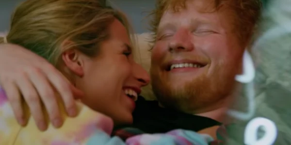 ed sheeran si sotia lui apar in noul videoclip al cantaretului foto captura video