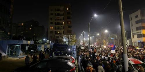 INSTANT PROTEST CSM 03 INQUAM Photos Octav Ganea jpg