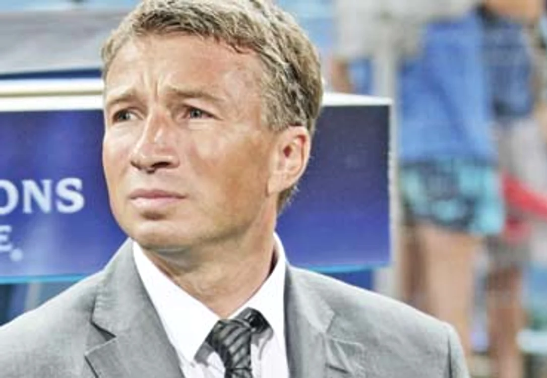 Dan Petrescu e singurul antrenor român din China