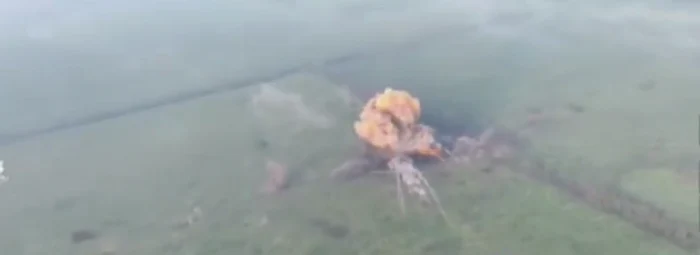Tancul kamikaze pare să fi fost aruncat în aer de o lovitură ucraineană FOTO Captură Video
