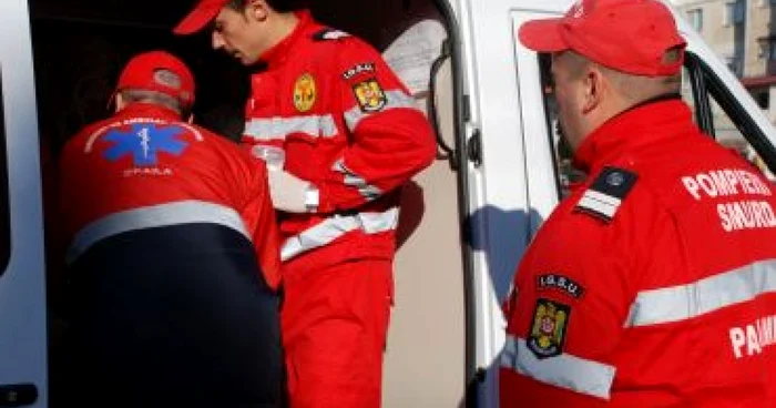 SMURD a sărit în ajutorul colegilor de la Ambulanţă