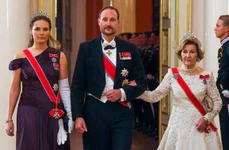 Prințesa Moștenitoare Ingrid Alexandra, Regele Haakon și Regina Sonja, Profimedia (5) jpg