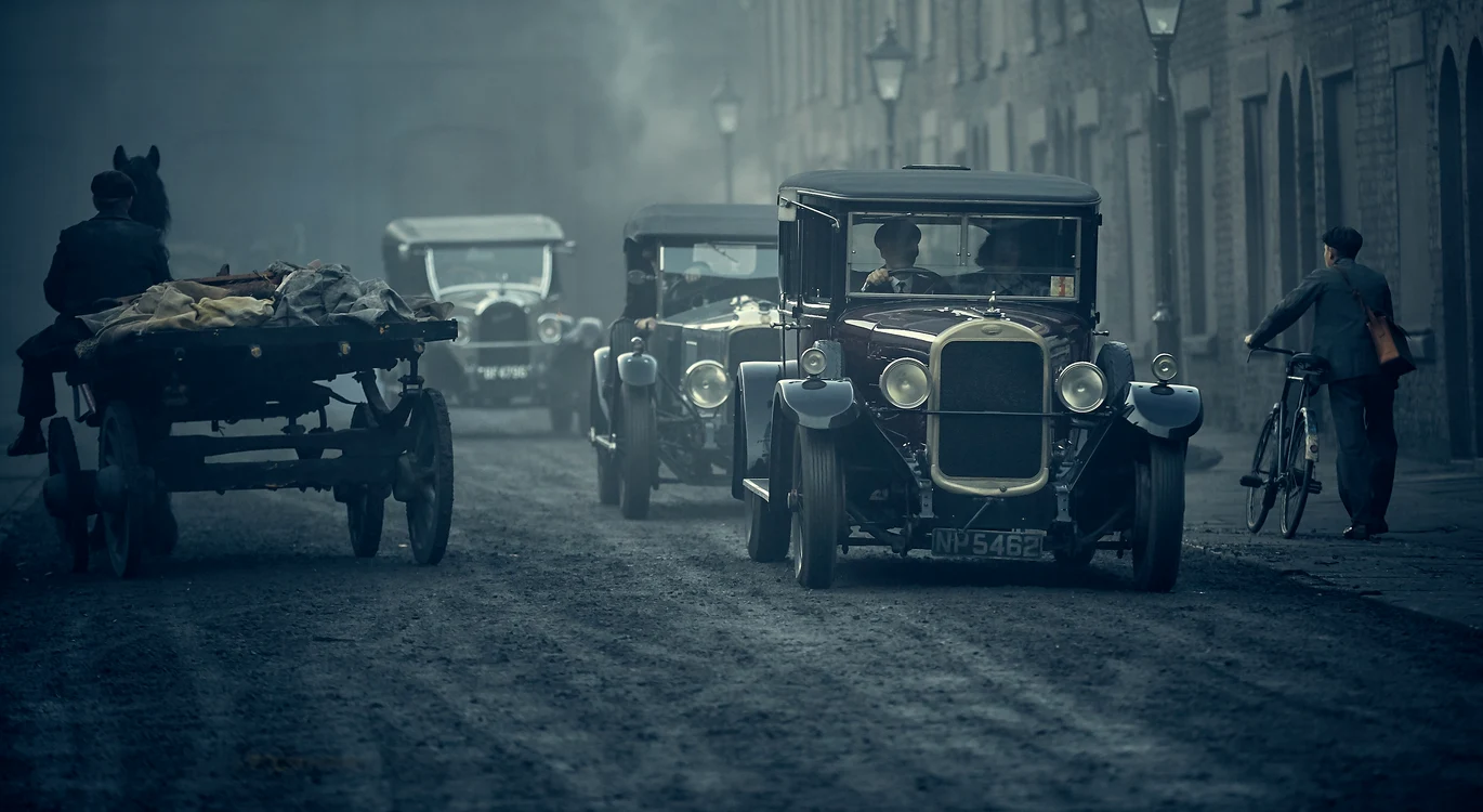 Birminghamul interbelic, văzut de Steven Knight. FOTO: Netflix