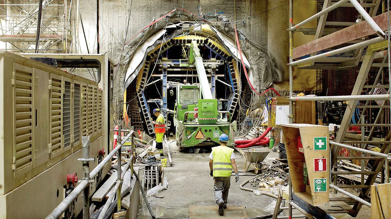 Cu sutele de milioane  din şpăgi reţeaua de metrou  s-ar fi extins cu alte 12 staţii