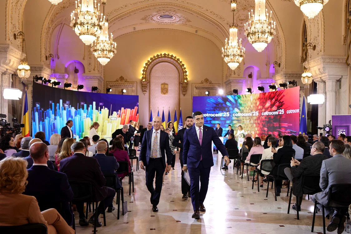 Momentul plecării lui Simion FOTO Inquam / Octav Ganea