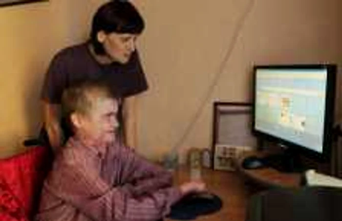 Eugen Brad este fondatorul organizaţiei „Debra Moldova“, care se ocupă cu ajutorarea moldovenilor care suferă de boala fluturelui Foto: Adevărul