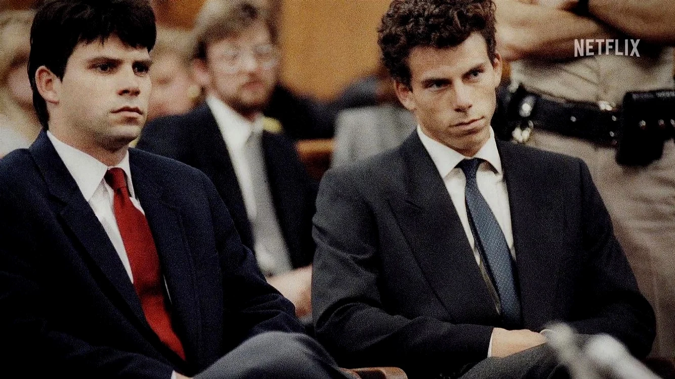 Lyle și Erik Menendez în timpul procesului din anii 1990