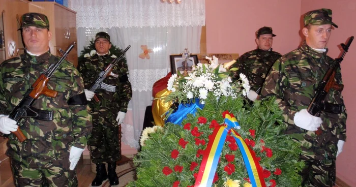 Sicriul lui Marius a fost aşezat în casa părintească