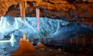 Peștera „Ghețarul de la Scărișoara” foto primaria galda de jos png