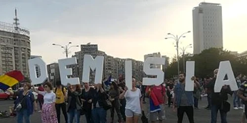 protest victoriei demisia dancila/ Florinela Adevarul