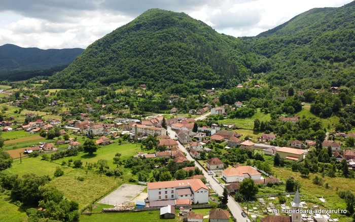 Comuna Băița din Hunedoara. Foto: Daniel Guță. ADEVĂRUL