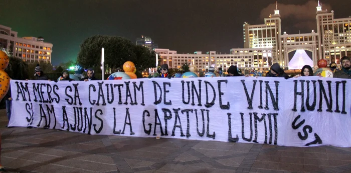 UST și-a făcut un obicei în a afișa mesaje xenofobe. Foto Facebook