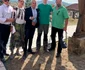 Calin Georgescu intre membri ai asociatiei 01 foto Facebook Asociatia Pamantul Stramosesc Oficial jpg