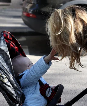 1 fiul flaviei mihasan 1 jpg jpeg