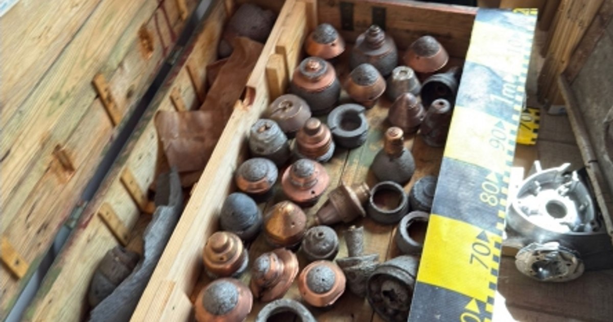 Poliția descoperă o impresionantă colecție de muniție militară în Timiș, dosar penal deschis. Poliția descoperă o impresionantă colecție de muniție militară în Timiș, dosar penal deschis.