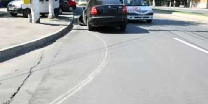 Craiova: Trafic blocat în centrul oraşului din cauza unui accident între două maşini