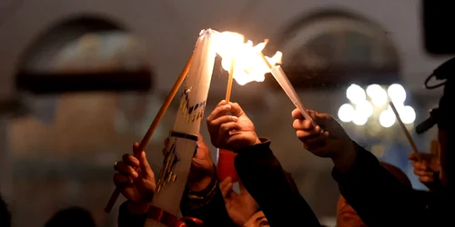 sfanta lumina jpg
