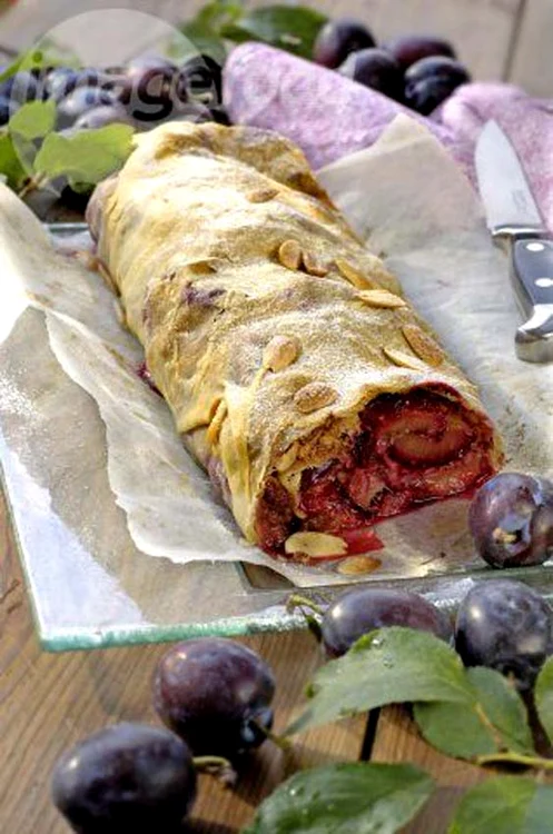 
    Ruladă fantezie  