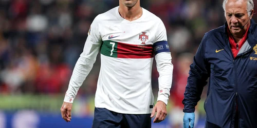 Ronaldo, cu nasul spart în partida Cehia - Portugalia FOTO EPA EFE