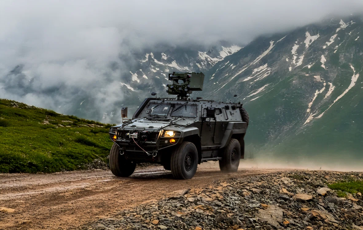Blindatele ușoare Cobra, pe lista de achiziții SAFE a României. FOTO: Otokar