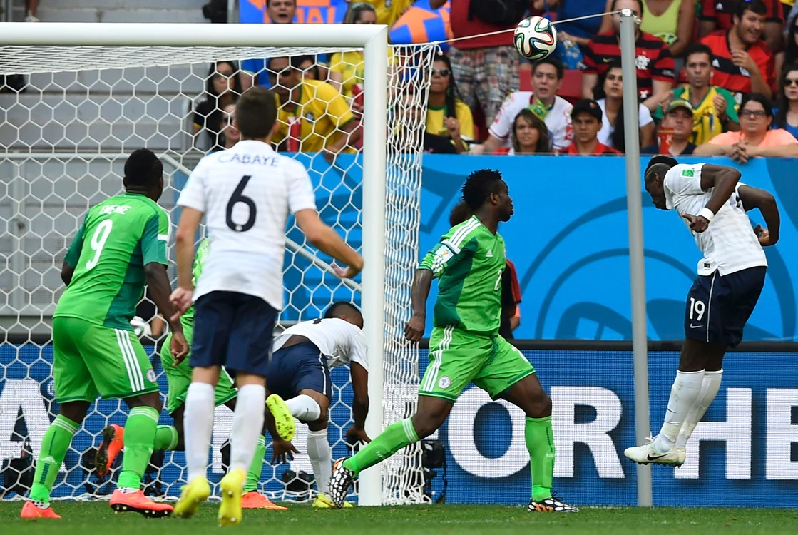 Fără greşeala africanilor, Franţa - Nigeria, 2-0, mergea spre prelungiri