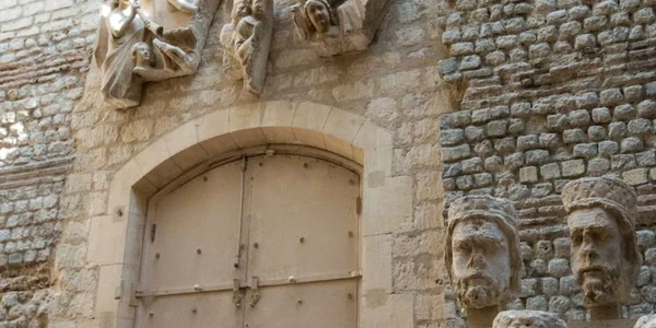 Capetele de regi salvate după ce statuile au fost mutilate la Notre Dame din Paris în timpul Revoluţiei Franceze acum la Muzeul Cluny Foto Marius Georgescu