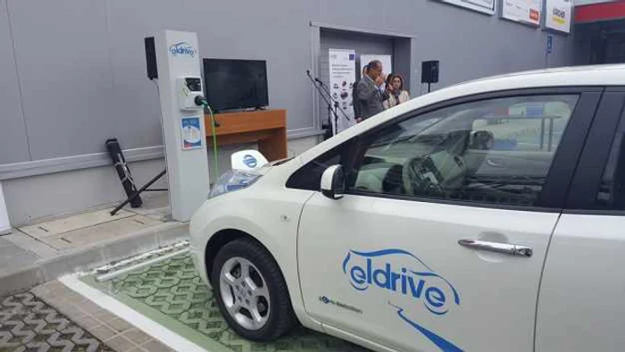 Eldrive şi OMV au inaugurat deja două staţii de încărcare în Bulgaria