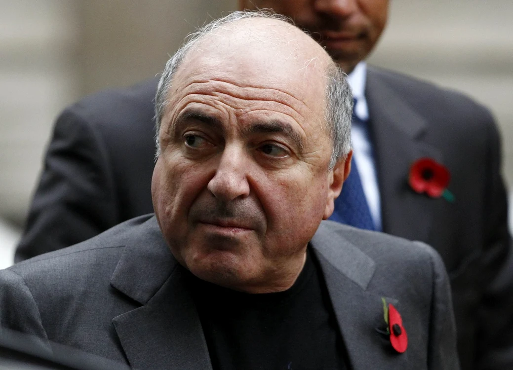 Boris Berezovski a fost găsit mort sâmbătă de către unul dintre agenţii săi de securitate