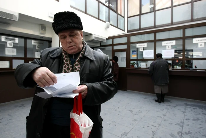 Colectarea impozitelor la domiciliu se sistează din cauza liberelor pentru Paşte. FOTO Adevărul