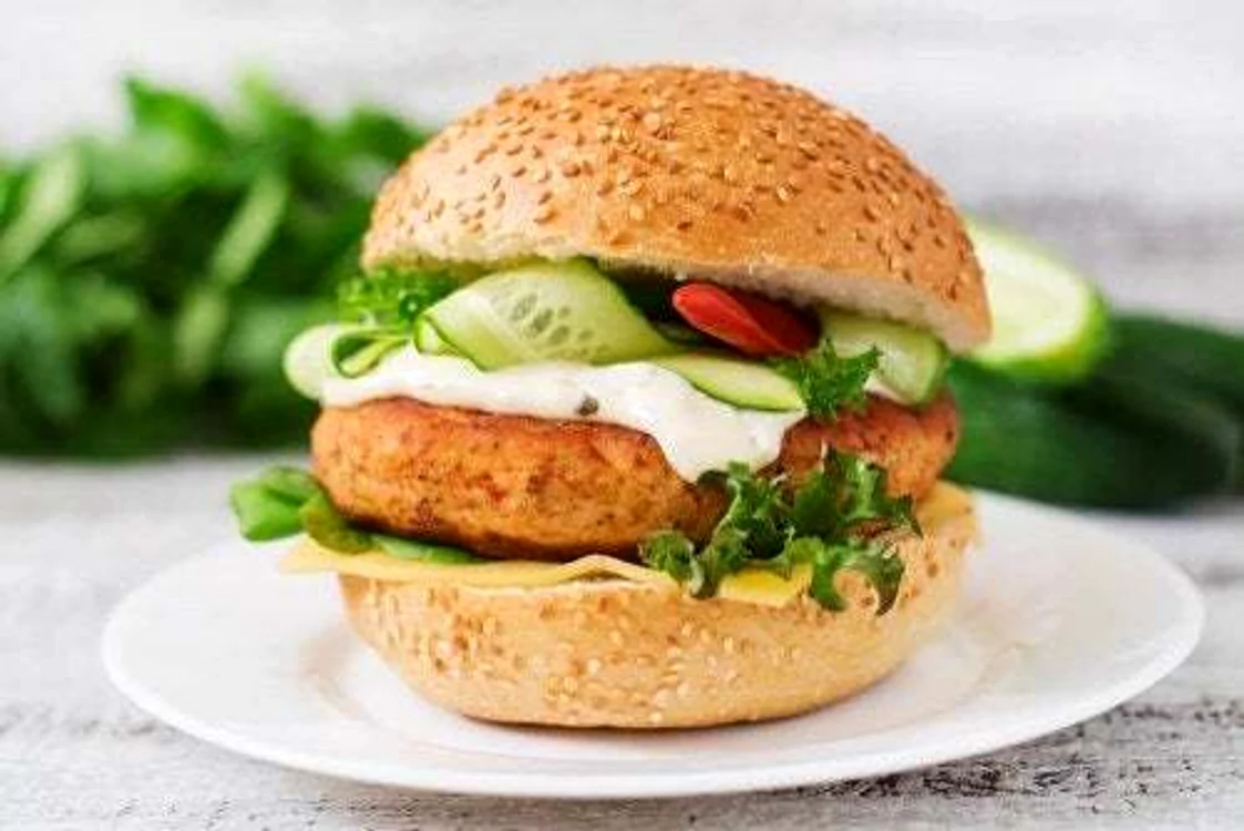 1 burger de pui jpg jpeg