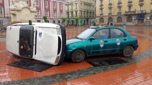 Simulare de accident în Piaţa Libertăţii FOTO Ştefan Both