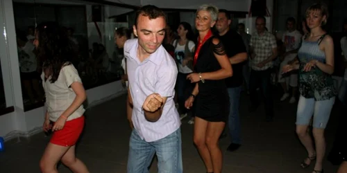 Sansa Elegante Dance School