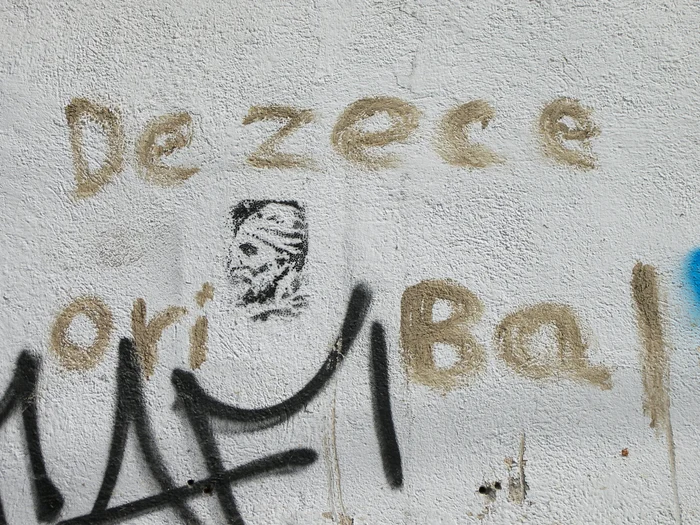 Cu ochii n 3,14 jpeg