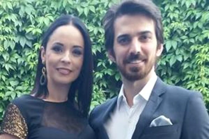 
    Andreea Marin îşi ţine soţul treaz până la miezul nopţiiSursa foto Click!  