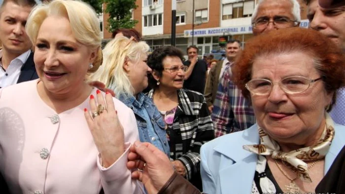 Viorica Dăncilă, în vizită în Hunedoara. FOTO: Daniel Guţă. ADEVĂRUL.