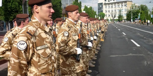 124 de militari au plecat în Afganistan FOTO Florin Jbanca
