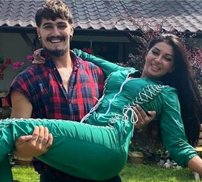 
    Elena și Emanuel  au rămas buni prieteni  