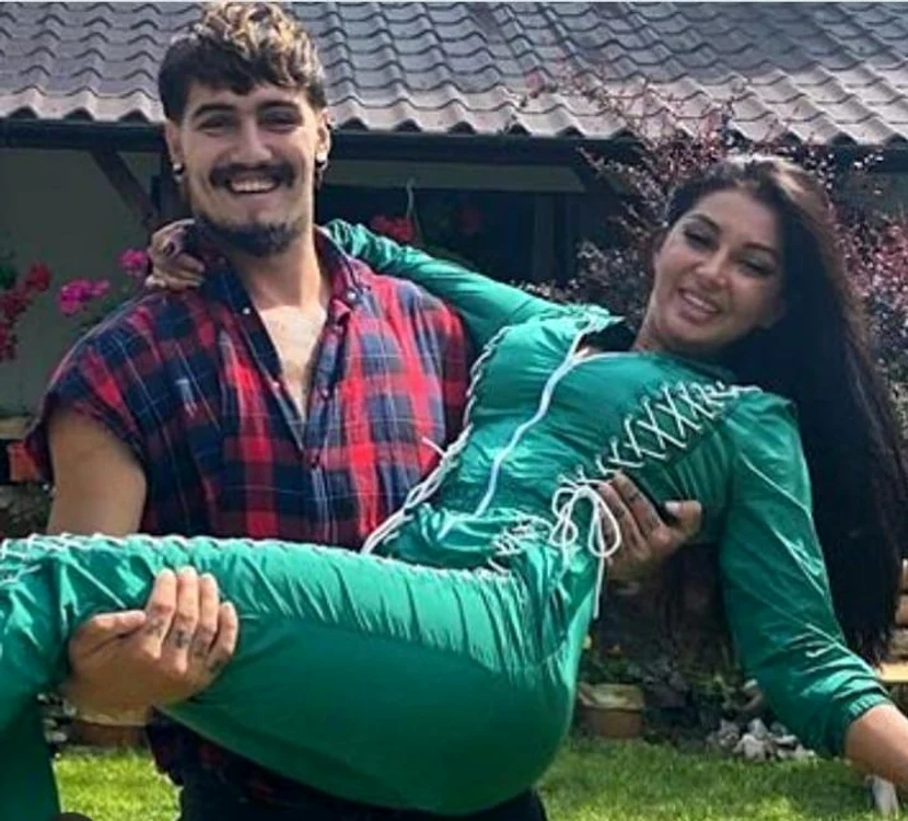 
    Elena și Emanuel  au rămas buni prieteni  