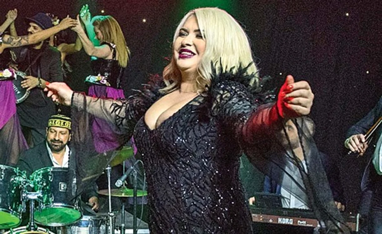 
    Viorica de la Clejani este pregătită să devină mamă pentru a treia oară  