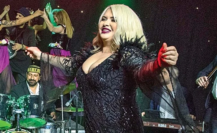 Viorica de la Clejani este pregătită să devină mamă pentru a treia oară