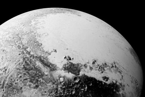 pluto suprafata