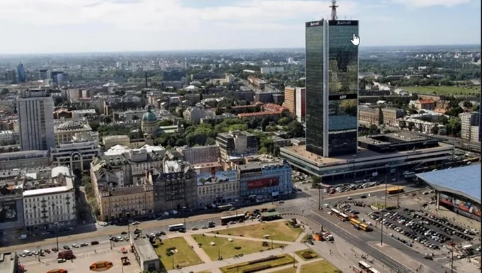 turnul Varso Varsovia Booking jpg