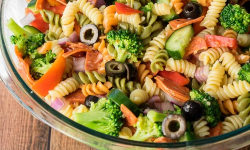 Salata de paste  Reteta italiana clasica jpeg