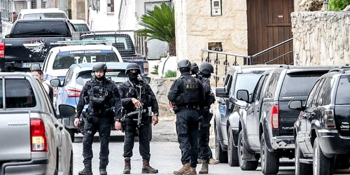 schimb de focuri in Grecia jpeg