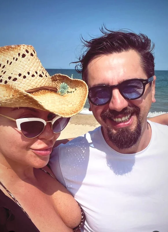 Eliza și Cosmin Natanticu au fost anul trecut în vacanță în Bulgaria. Sursă: Instagram