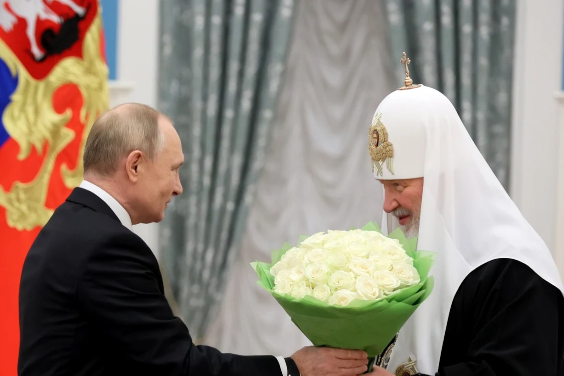 Vladimir Putin şi patriarhul Kirill foto: Patriarhia Moscovei